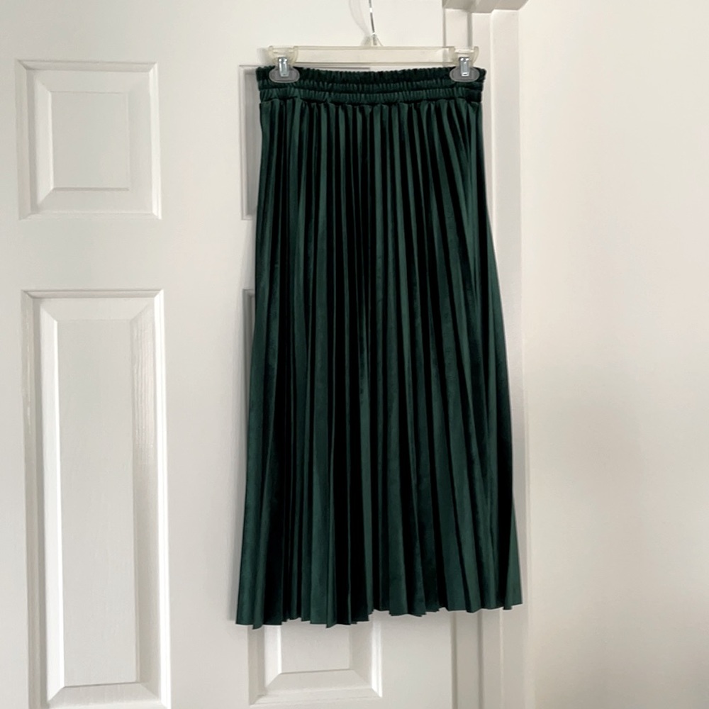 Velvet skirt